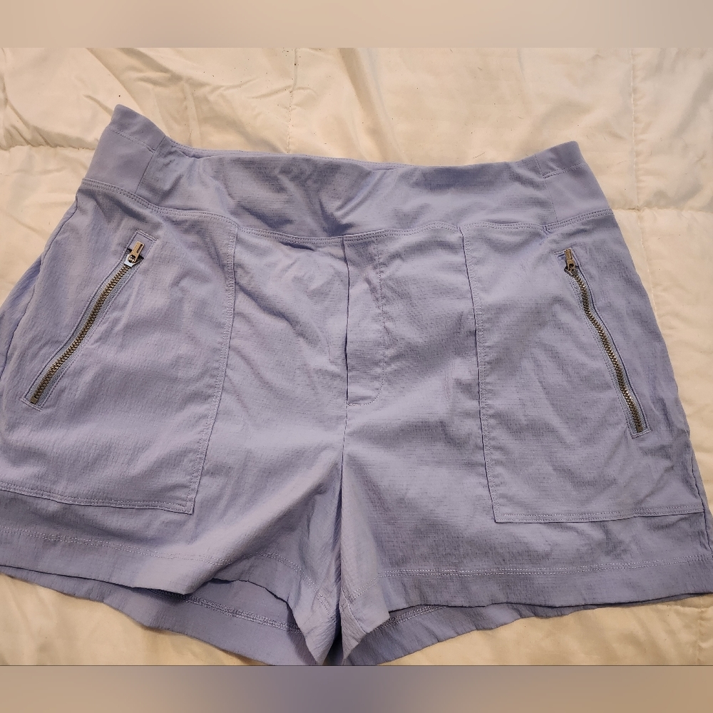 Athleta Trekkie Shorts
